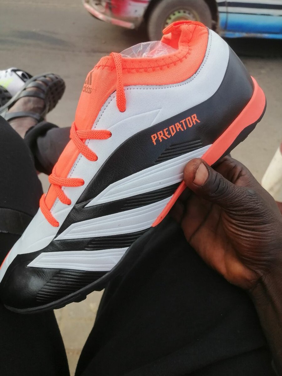 Chaussures de Football Predator
