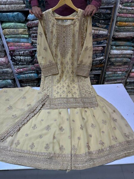 Embroidery suit