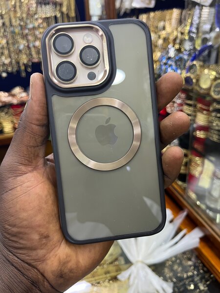 Coque MagSafe pour iPhone