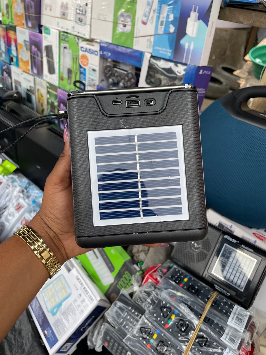 Enceinte Portable Solaire Bluetooth