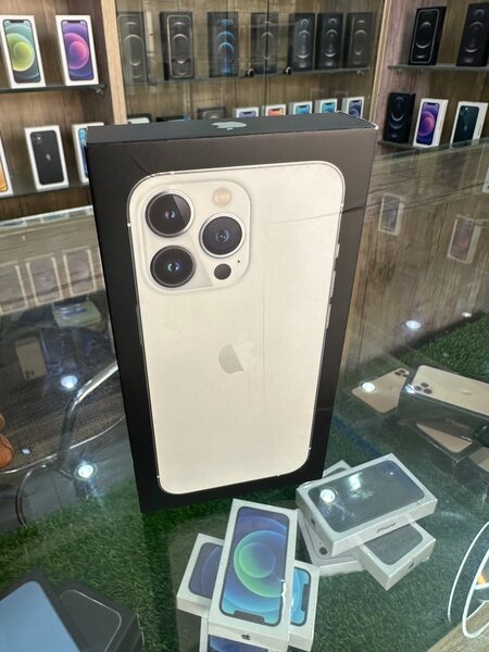 iPhone 13 Pro Max 128gig in box
