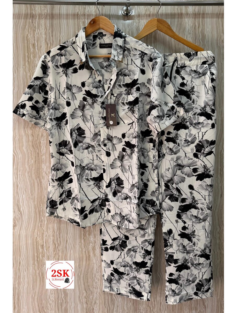 Pyjama imprimé moderne