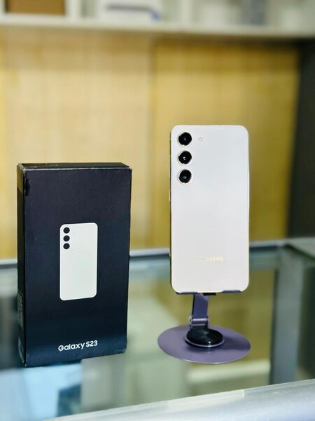 SAMSUNG GALAXY S23
