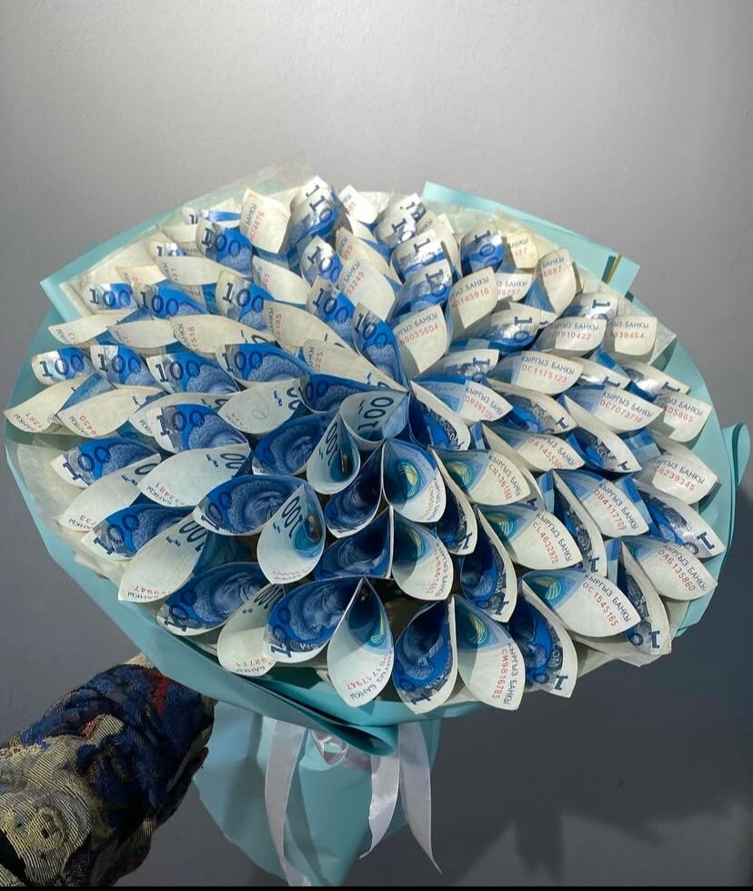 Букет из денег