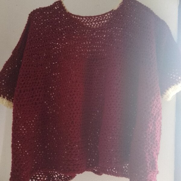 Maillot rouge bordeau et jaune