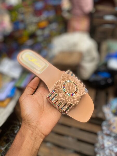 Sandales élégantes en perles