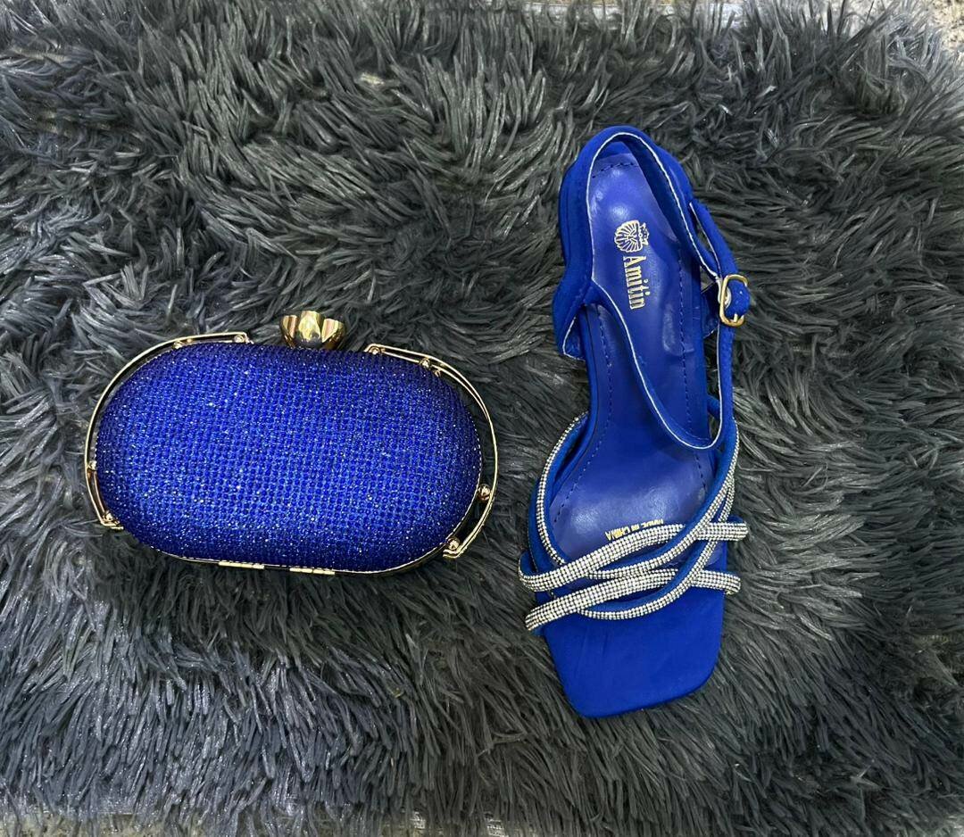 Chaussures et pochette