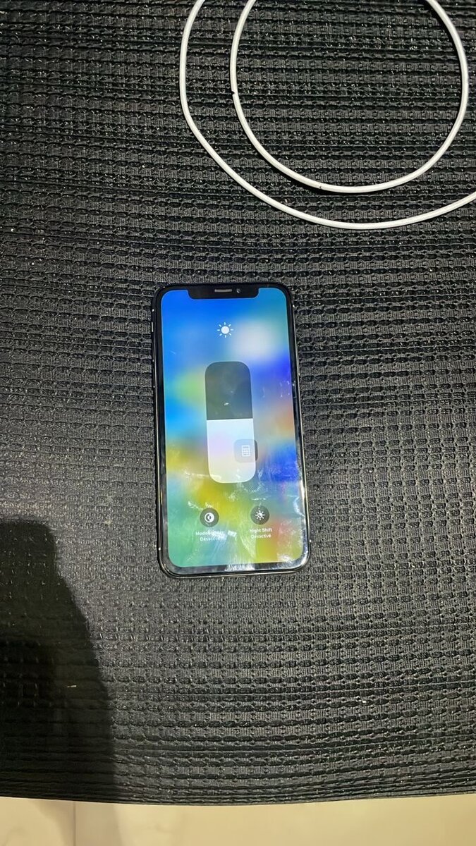 iPhone X Argent 64 Go