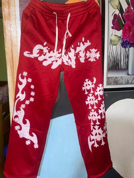 Pantalon de sport rouge stylé