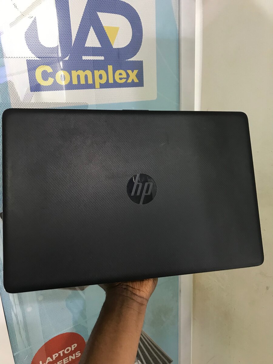 HP PAVILION 15