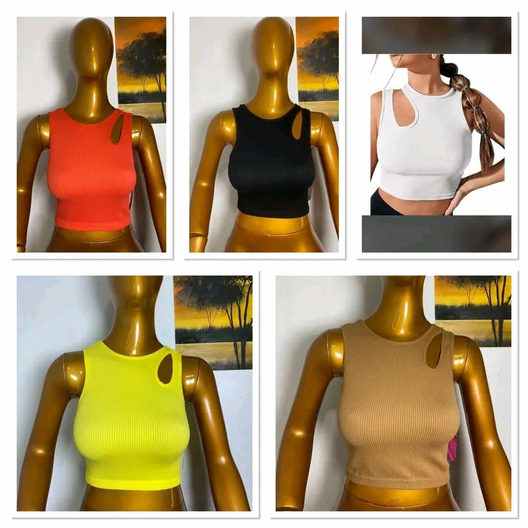 Top court avec découpes