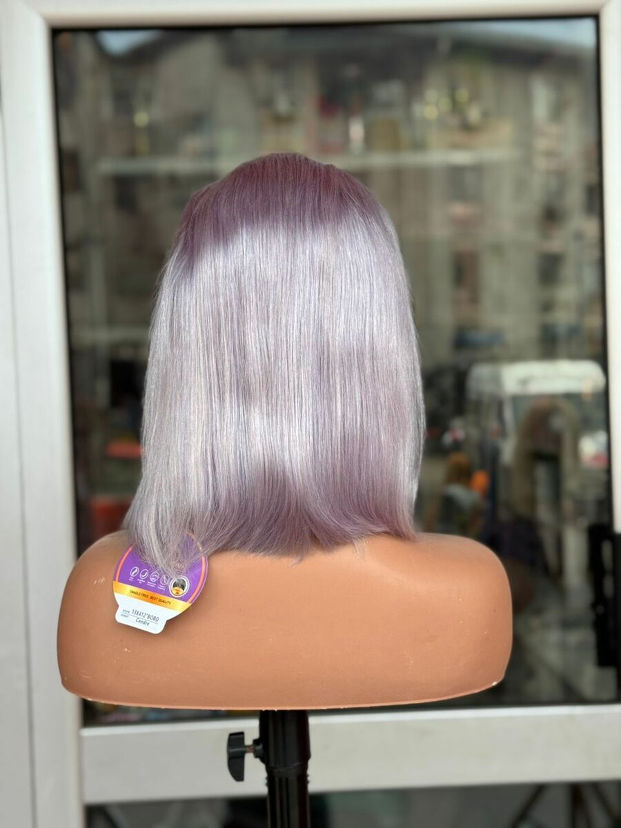 Coupe carré couleur gris uniqu