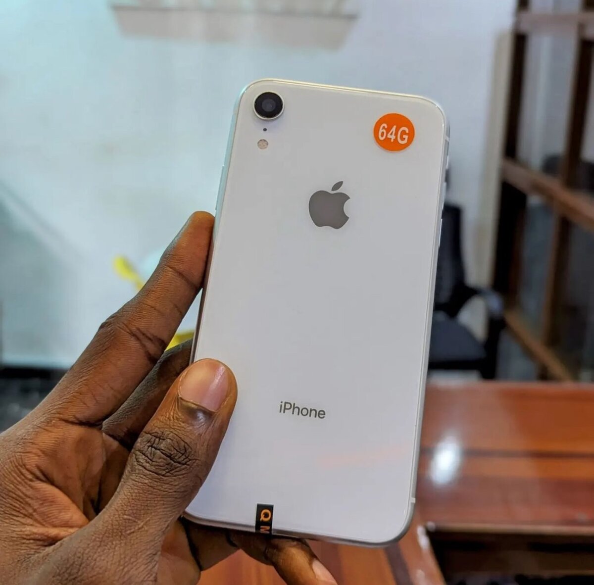 iPhone XR 64 gig