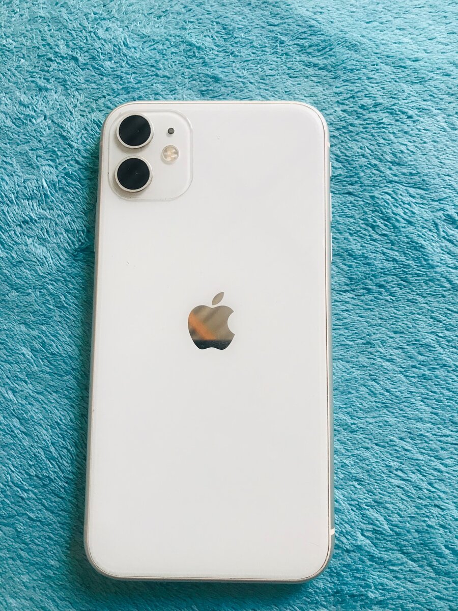 iPhone 11 unlocked 128gb used