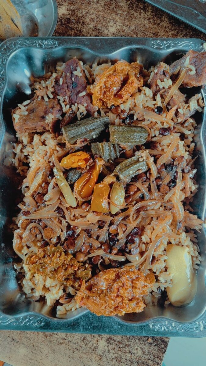 Délice de Riz Épicé, salade...