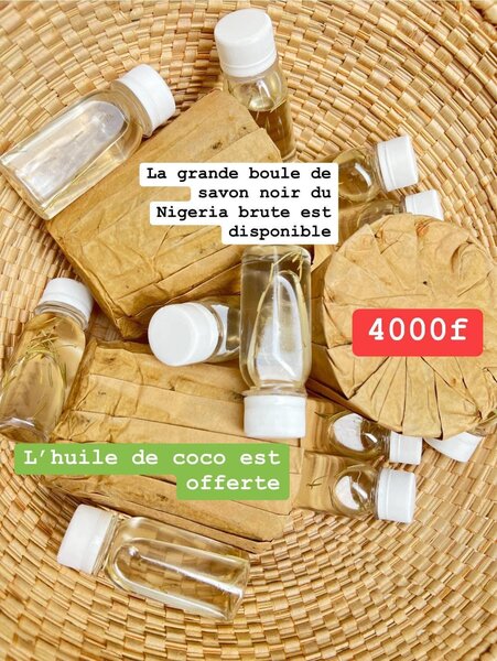 Savon noir du Nigeria brute à base d´huile de coco pressée à