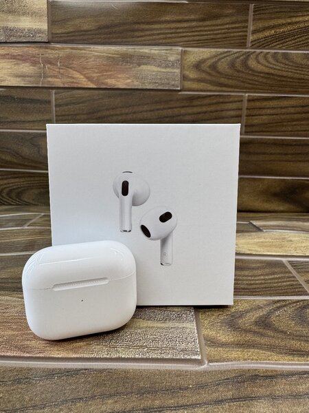 AirPods 3