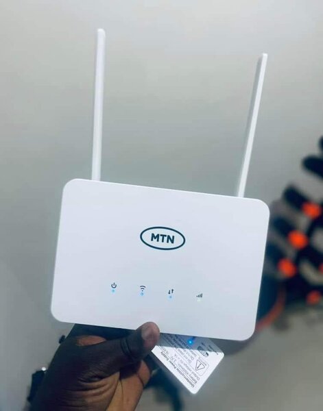 MTN ZLT Universal 4G Turbonet Router with Free Powerbank