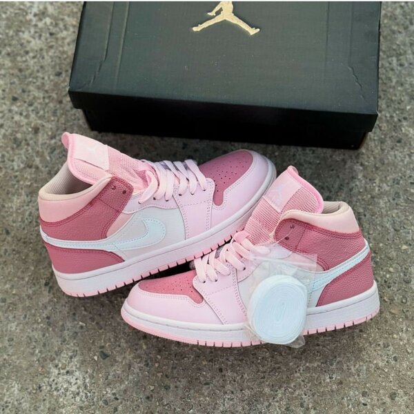 AIR JORDAN 1 PINK