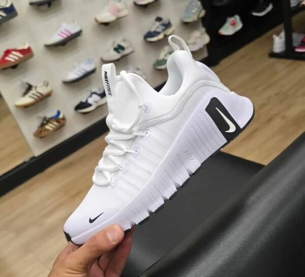 Sneakers blancs unisexes Nike
