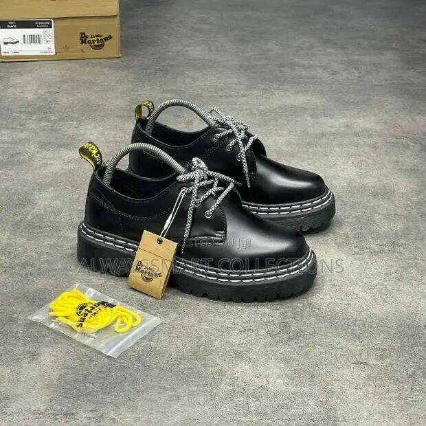 DR Martens Boots