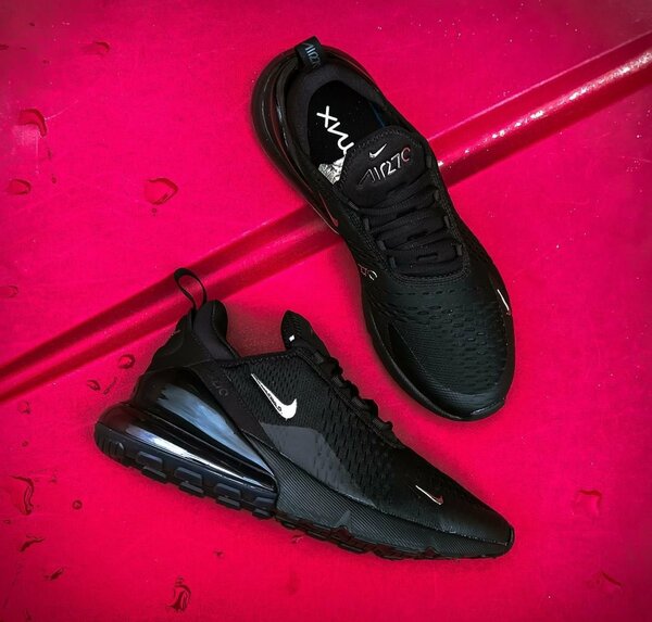 Nike Air Max 270 - Black