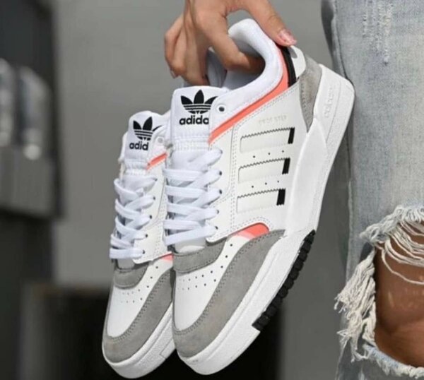 Adidas Sneakers Unisex