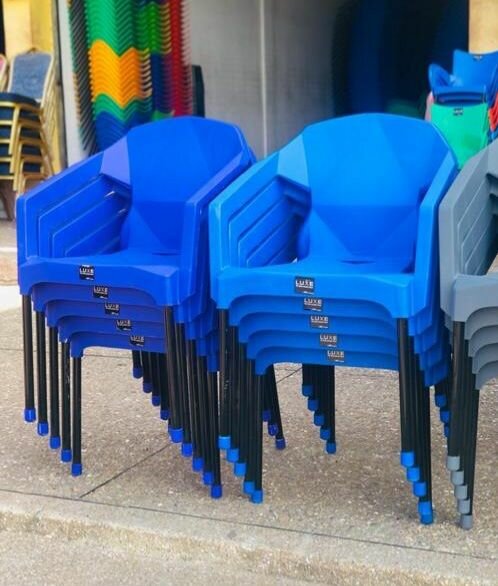 Plastic chair