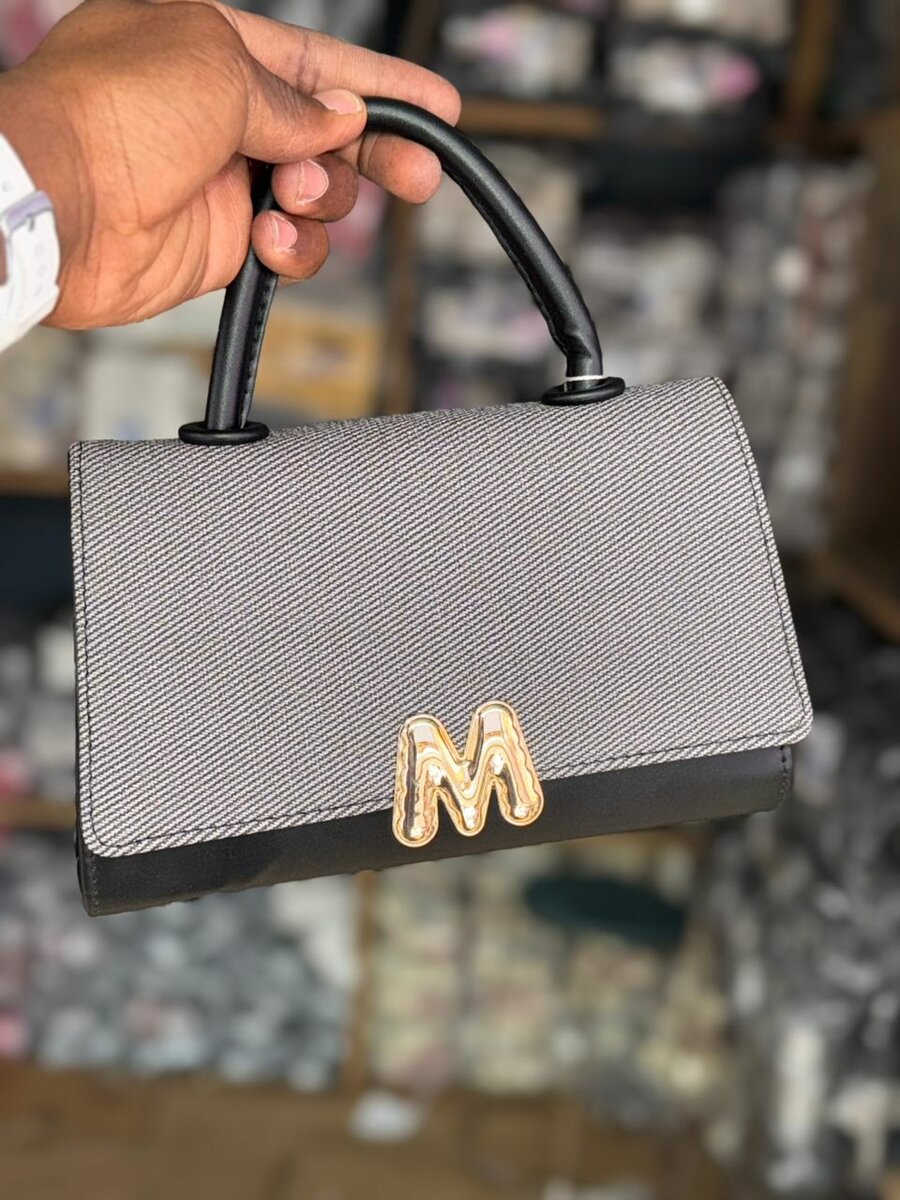 Sacs à main style tissé élégants