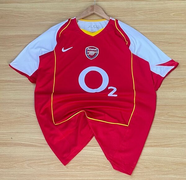 RETRO/ VINTAGE JERSYS