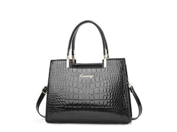 Sac à main croco élégant