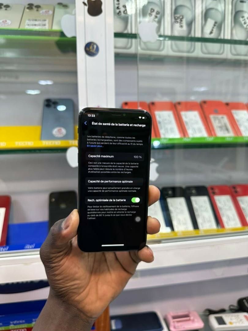 iPhone X 64giga sans Face ID vendu en magasin