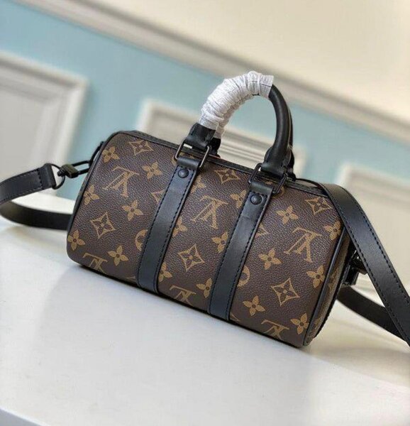 Sacoche louis Vuitton