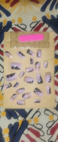 Ongles Press-On Rose et Noir