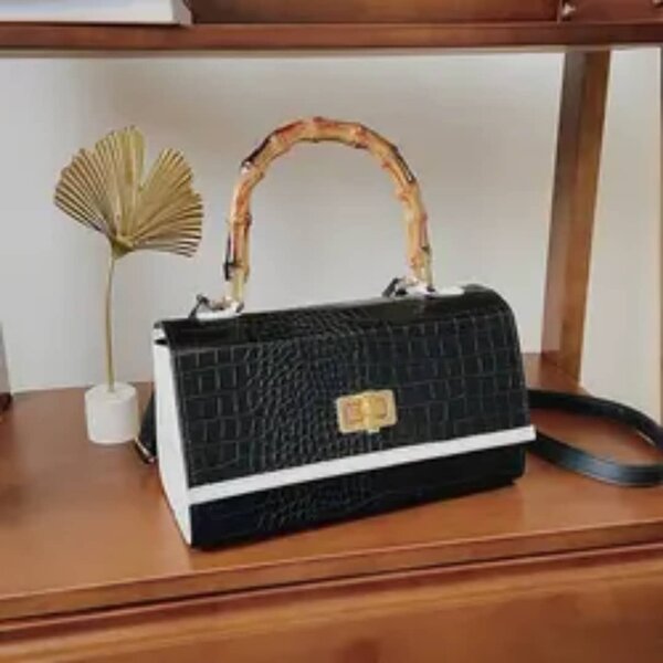 Sac à main élégant en cuir