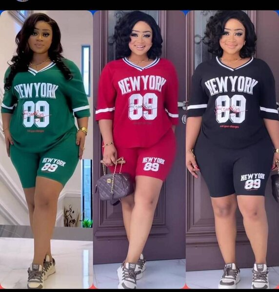 T-shirts et Pantalons Décontractés