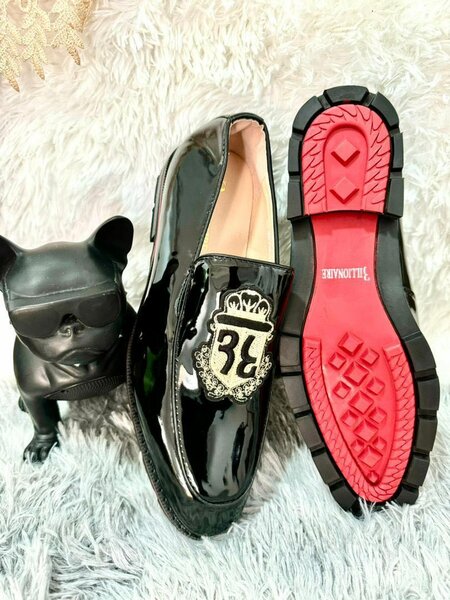 Soulier de classe disponible