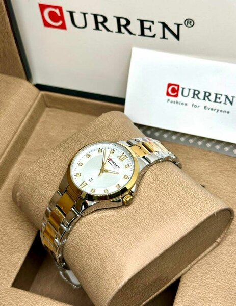 Montre élégante CURREN en acier inoxydable