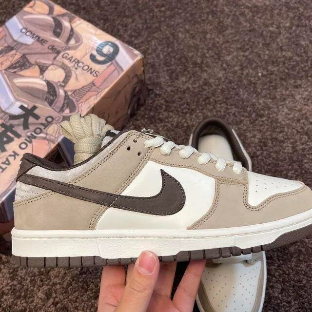 Baskets tendance beige Nike