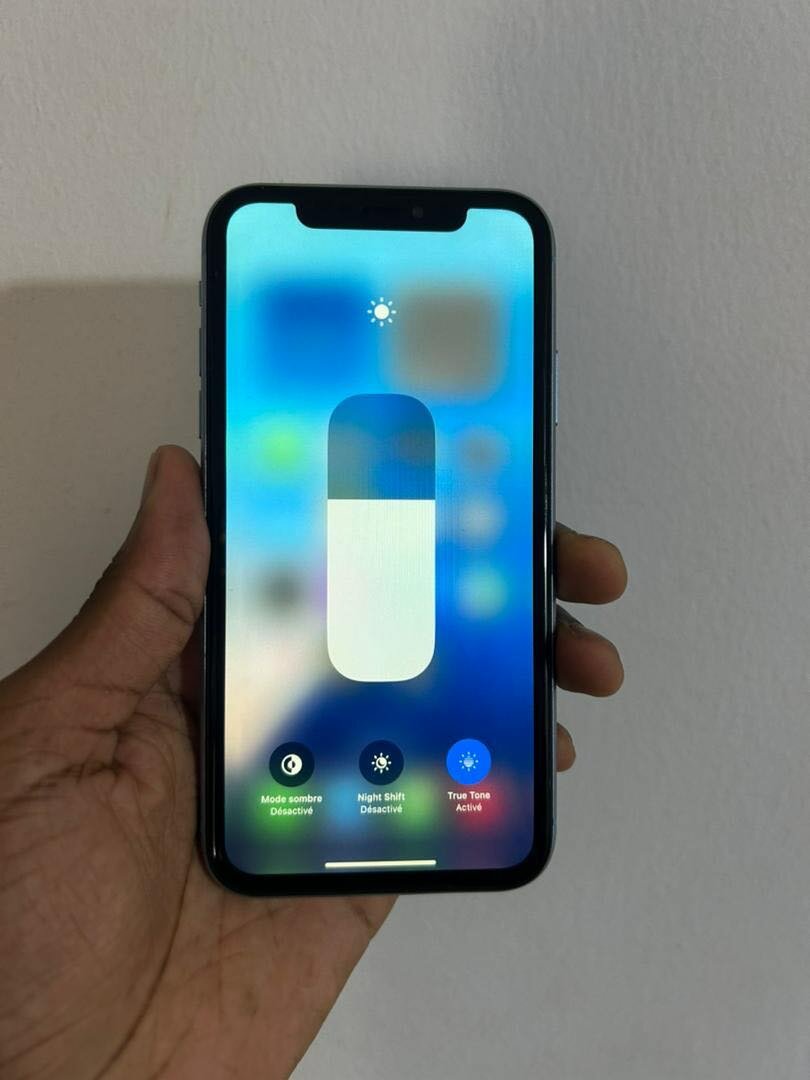 iPhone XR 64Go Comme Neuf