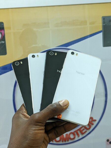 Honor 6 mini