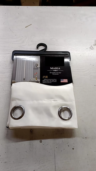 Rideau occultant blanc