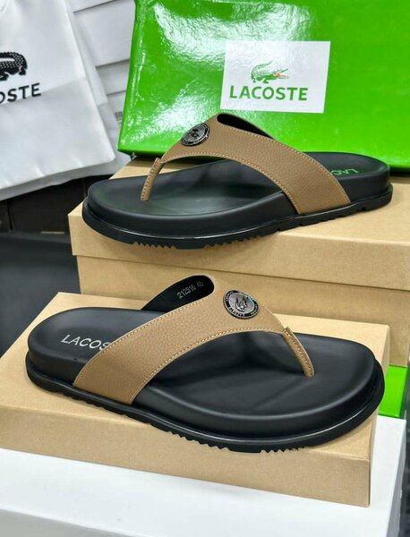 Tongs en cuir Lacoste homme