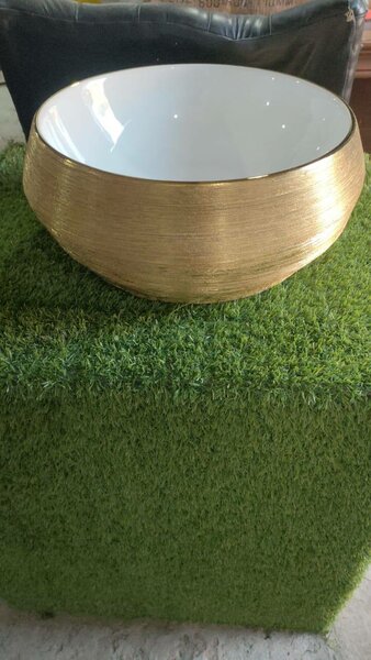 Art bowl golden