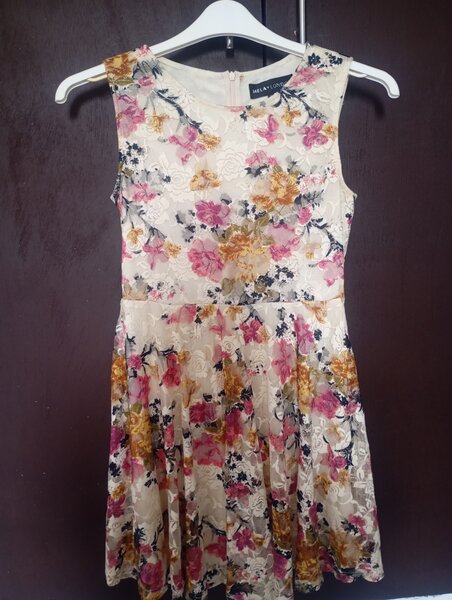 Robe courte