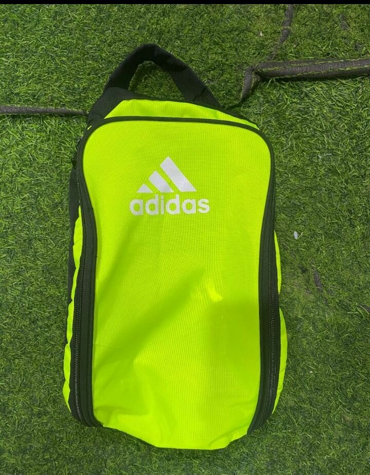 Adidas sac à chaussures sport