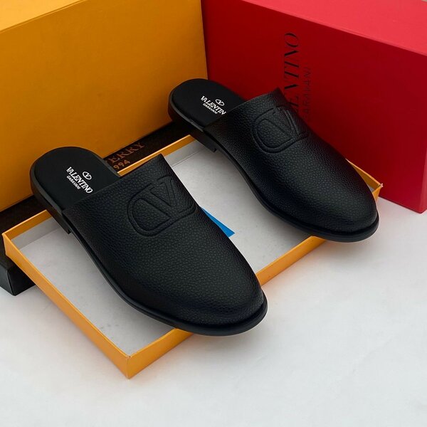 VALENTINO CLASSIC HALF SHOE