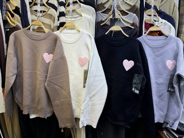 Трикотажный свитер