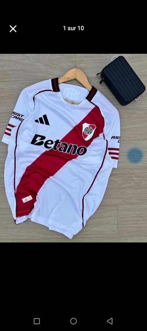 Maillots de football de clubs