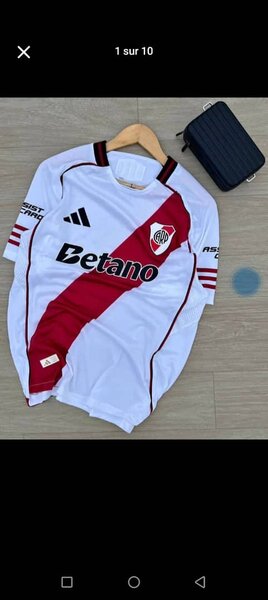 Maillots de football de clubs